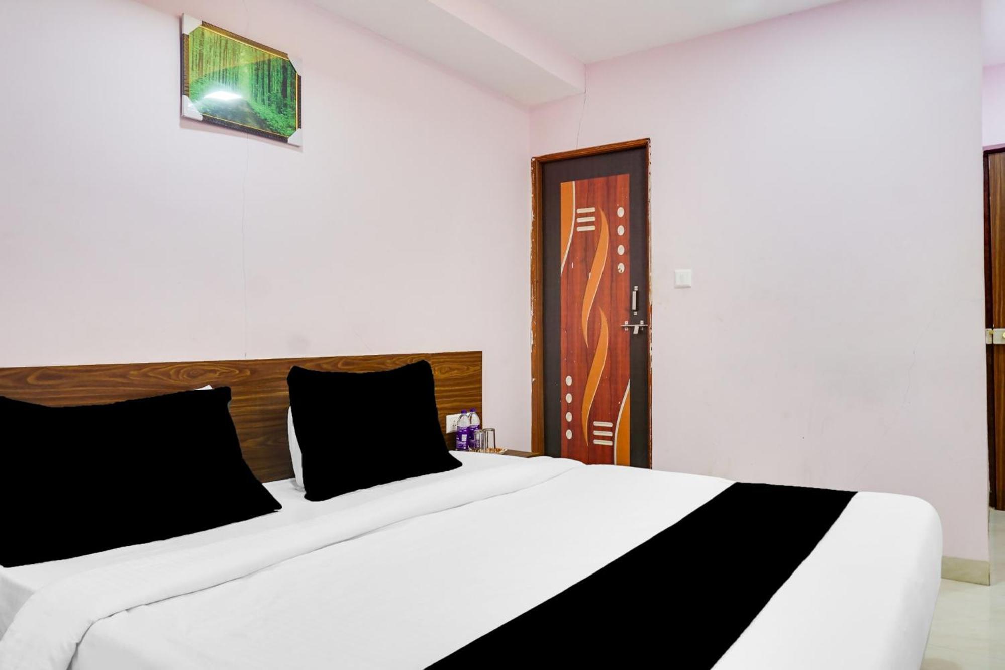 Super Collection O Chandan Nagar Kharadi Formerly Kharadi Inn Pune Exterior foto